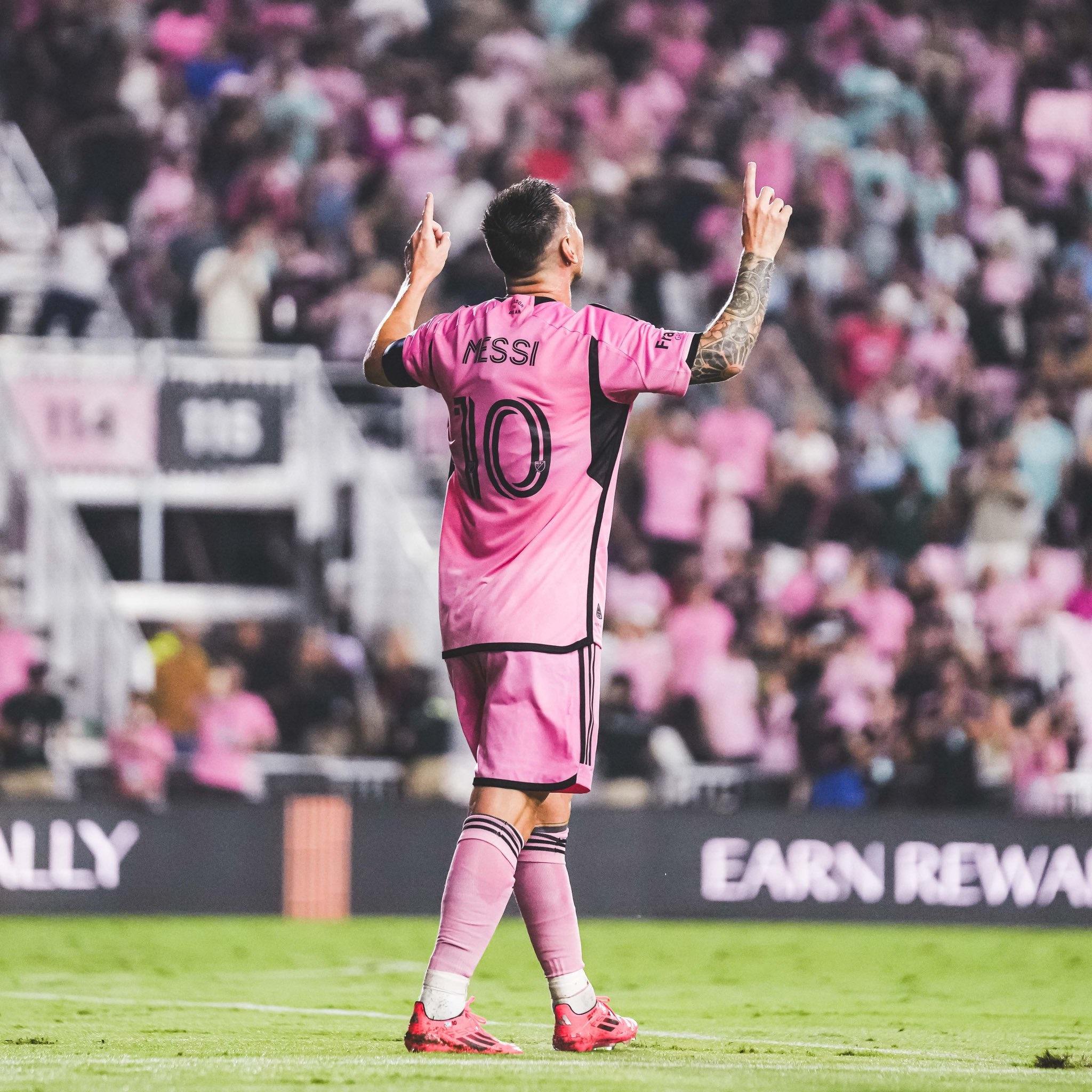  梅西连续三场比赛得分超过突破纪录，FPX挑战极限！雷速体育中国